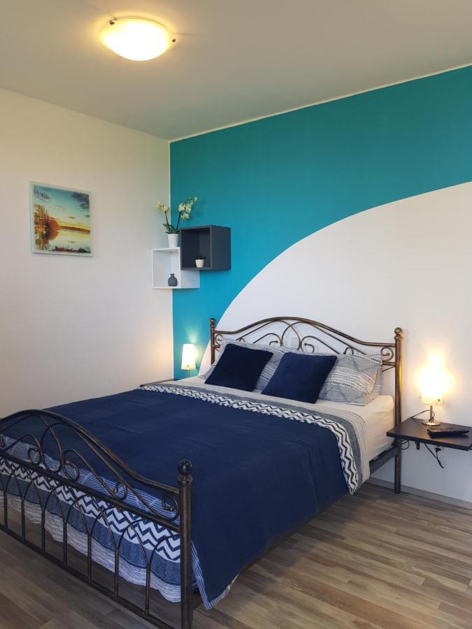 Apartment And Rooms Parus Копер Екстер'єр фото